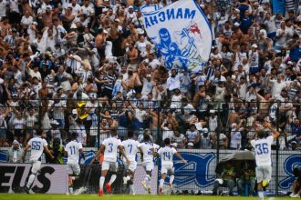 avai-supera-expulsao-e-vence-o-figueirense-no-primeiro-classico-de-2026