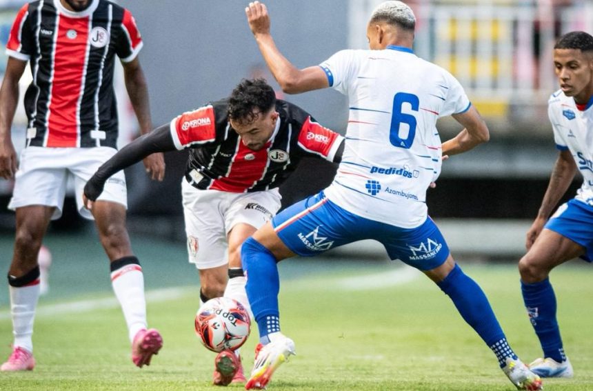 carlos-renaux-vence-e-afunda-o-jec-como-unico-time-sem-vitoria-no-catarinense-2026