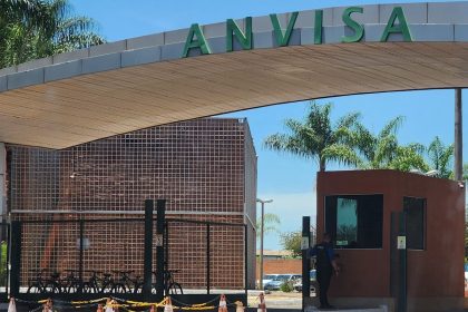 anvisa-recolhe-lote-de-chocolate-laka-por-problema-na-embalagem