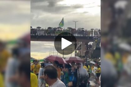 videos:-caminhada-pela-liberdade-chega-ao-df-e-e-recebida-por-centenas-de-manifestantes