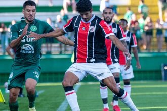 chapecoense-atropela-o-jec-e-vai-ao-mata-mata-do-catarinense