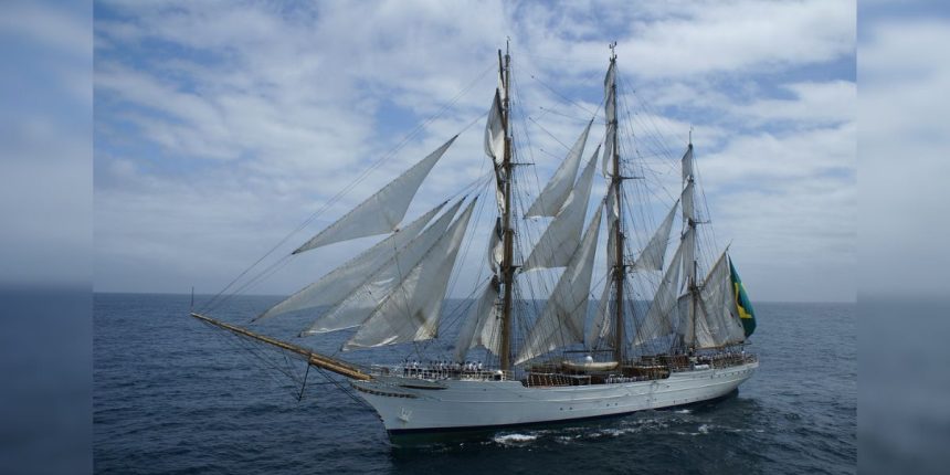 navio-historico-da-marinha-abre-visitacao-gratuita-em-sc;-saiba-quando-e-onde