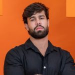 bbb-26:-paulo-augusto-e-desclassificado-do-reality-show-apos-dinamica-do-big-fone