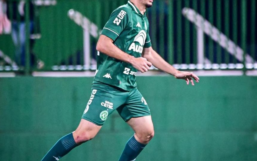 figueirense-anuncia-zagueiro-que-estava-na-chapecoense-com-contrato-ate-2027