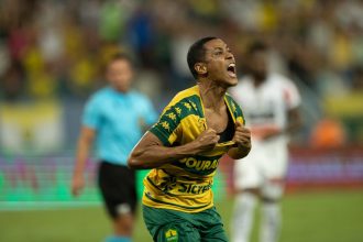 criciuma-acerta-a-contratacao-de-ex-zagueiro-do-figueirense