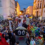 tradicao-dos-bonecos-gigantes:-como-o-berbigao-do-boca-marca-o-carnaval-em-florianopolis