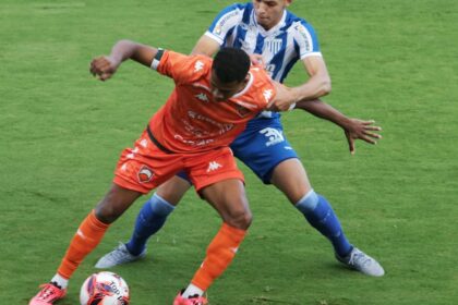 avai-erra-dois-penaltis-e-e-eliminado-para-o-camboriu-na-ressacada-pelo-catarinense-2026