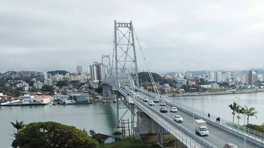 veja-como-ficara-o-transito-na-ponte-hercilio-luz-durante-o-carnaval-2026