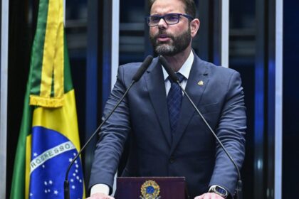 apenas-relator-vota-e-julgamento-de-jorge-seif-e-suspenso;-sessao-retoma-nesta-quinta-feira