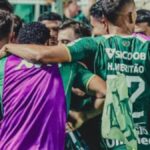 chapecoense-busca-empate-heroico-contra-o-coritiba-em-jogo-de-seis-gols-na-arena-conda