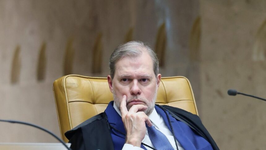 senadores-apresentam-novo-aditamento-a-pedido-de-impeachment-de-dias-toffoli,-ministro-do-stf