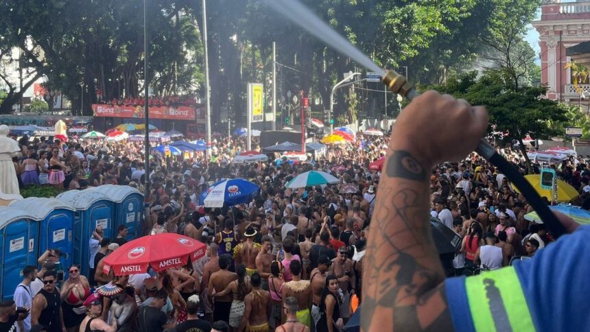veja-se-os-blocos-de-carnaval-em-florianopolis-vao-continuar-apos-alerta-vermelho-de-chuva