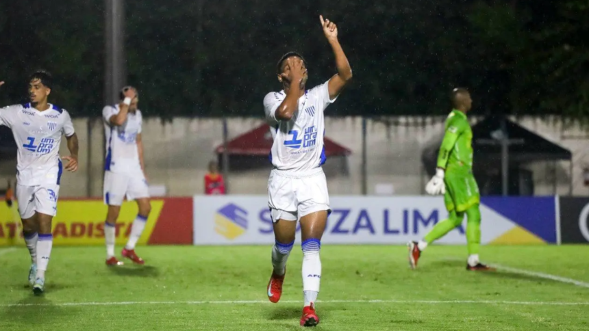 vitoria-do-avai-em-rio-do-sul-que-expoe-virtudes-e-fragilidades-rumo-a-vaga-na-copa-do-brasil