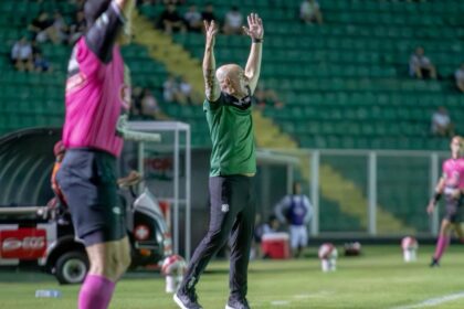 figueirense-tem-mais-de-meio-time-machucado-na-luta-para-evitar-o-rebaixamento