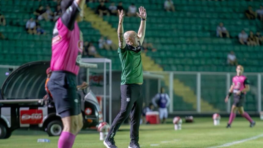 figueirense-tem-mais-de-meio-time-machucado-na-luta-para-evitar-o-rebaixamento