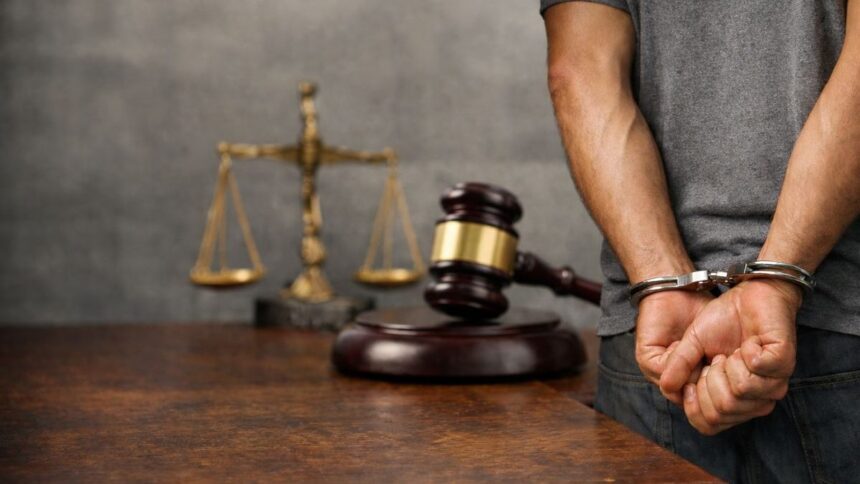 golpe-dos-nudes:-homem-que-usou-perfis-falsos-para-extorquir-vitima-em-sc-e-condenado