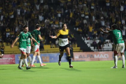 com-hat-trick-de-nicolas,-criciuma-goleia-o-concordia-e-vai-as-semifinais-da-taca-acesc