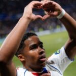 endrick-joga-hoje?-strasbourg-x-lyon:-onde-assistir-ao-vivo,-horario-e-escalacoes-pela-ligue-1