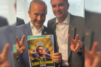 jorginho-mello-deve-anunciar-pre-candidatos-ao-senado-por-sc-com-flavio-bolsonaro-em-brasilia
