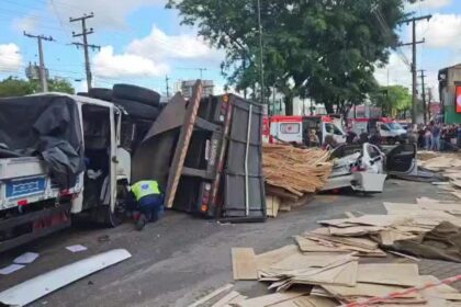 20-tentativas-de-homicidio:-motorista-de-carreta-que-atingiu-12-veiculos-em-sc-e-denunciado