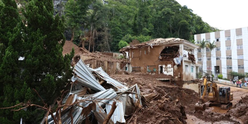 lula-deve-sobrevoar-areas-afetadas-pelas-chuvas-em-mg-neste-sabado