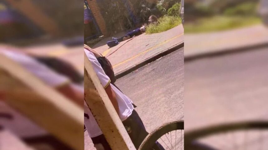 adolescente-de-15-anos-fica-gravemente-ferido-apos-ser-esfaqueado-por-colega-na-porta-da-escola