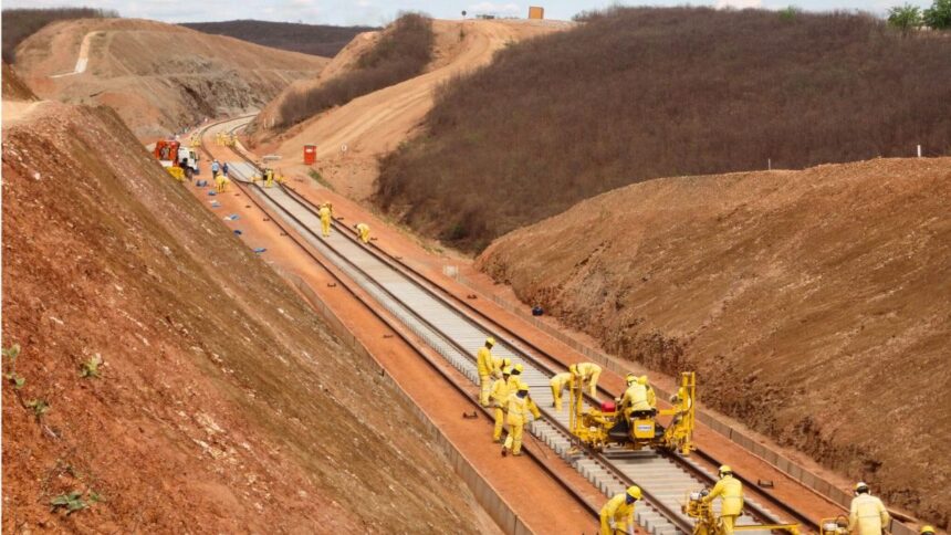 gigante-de-1.200-km:-megaferrovia-vai-atravessar-53-cidades-do-brasil-e-ja-tem-prazo-de-entrega