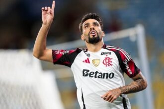 paqueta-sofre-lesao-e-vai-utilizar-imobilizacao-especifica-para-jogar-no-flamengo