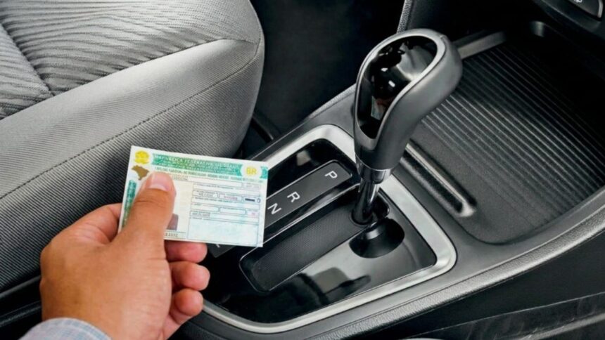 carros-automaticos-terao-cnh-propria-e-candidato-devera-realizar-novo-exame,-preve-proposta