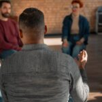 violencia-contra-a-mulher:-grupos-reflexivos-para-homens-agressores-disparam-65%-em-sc