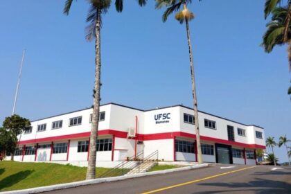 sem-restaurante,-alunos-da-ufsc-blumenau-ficam-sem-alimentacao;-mpf-cobra-solucao-urgente