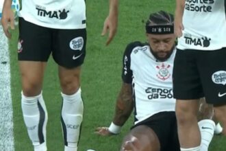corinthians-x-flamengo:-depay-da-passe-espetacular,-mas-e-substituido-apos-gol-de-yuri-alberto