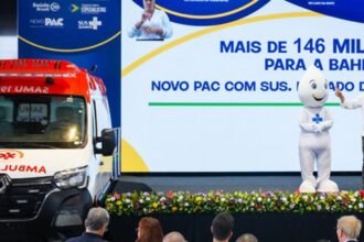 saude-entrega-ambulancias,-unidades-moveis-e-equipamentos-na-bahia