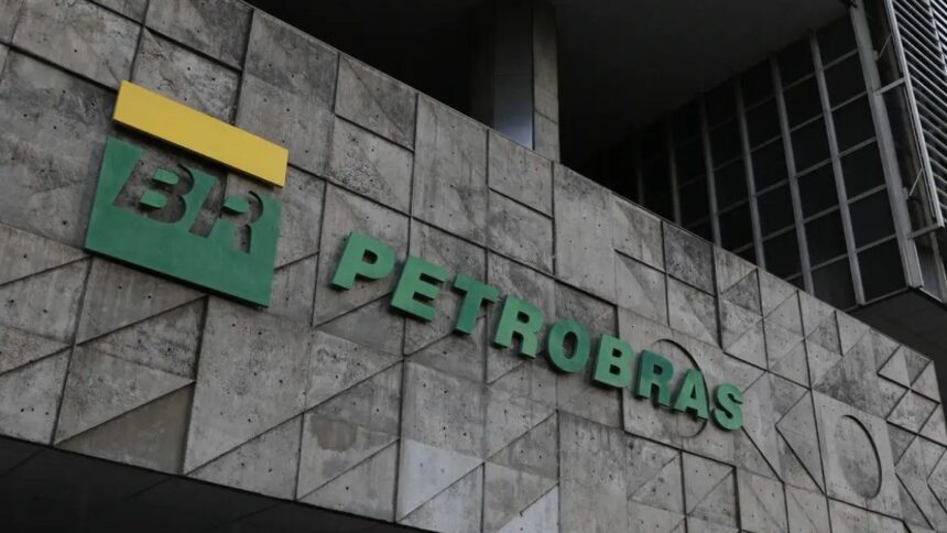 petrobras-anuncia-renuncia-de-presidente-do-conselho-de-administracao