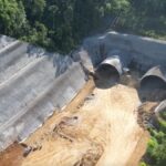 fotos:-tunel-duplo-de-r$-228-milhoes-avanca-com-escavacao-em-morro-entre-cidades-de-sc