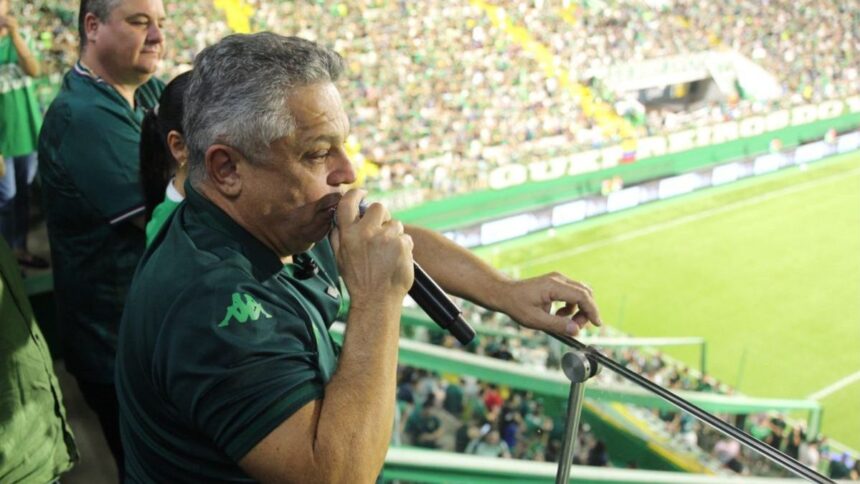 em-noite-de-futebol,-joao-rodrigues-renuncia-ao-cargo-e-deixa-prefeitura-de-chapeco