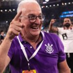te-admiro:-dorival-junior-se-despede-e-ganha-recado-de-cantor-fanatico-pelo-corinthians