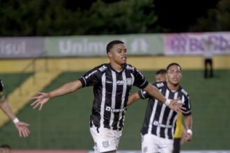 filme-ja-visto-antes:-figueirense-empata-em-estreia-na-serie-c-pela-quarta-vez-em-cinco-anos