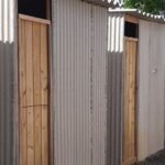hostel-com-parede-de-tapume-e-chao-de-brita-e-interditado-outra-vez