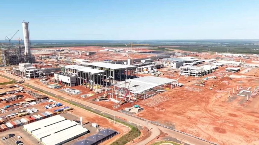 fotos:-obra-de-megafabrica-que-deve-gerar-20-mil-empregos-avanca-em-cidade-de-8-mil-habitantes