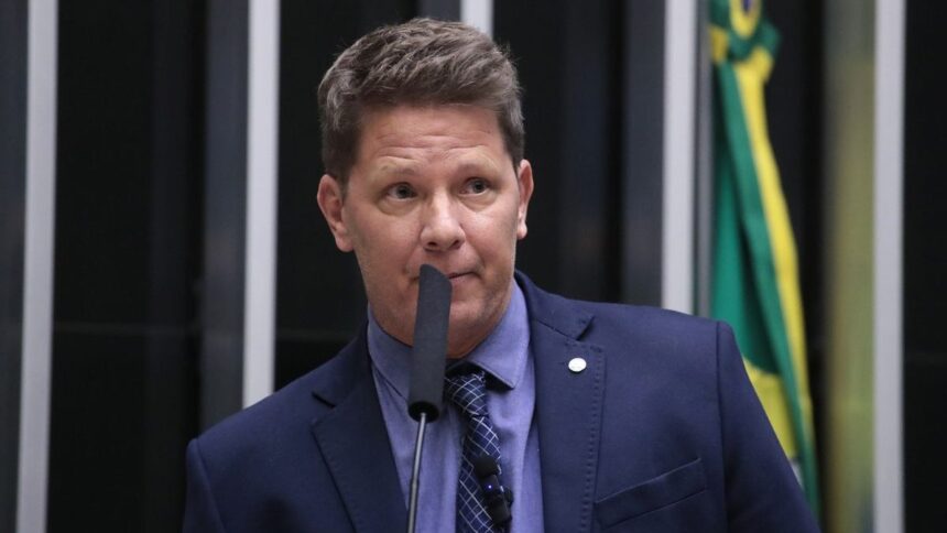 deputado-mario-frias-e-internado-na-uti-e-submetido-a-procedimento-em-brasilia