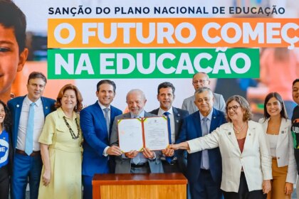 plano-nacional-de-educacao-e-marco-para-o-pais,-dizem-especialistas