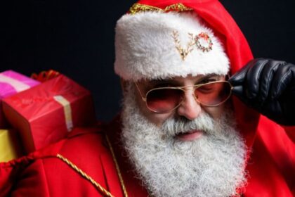 natal-fora-de-epoca?-entenda-por-que-dezenas-de-papais-noeis-vao-invadir-nova-veneza