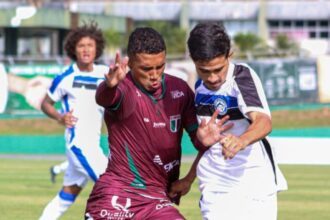 serie-b-do-catarinense:-blumenau-e-tubarao-estreiam-sem-gols-na-competicao