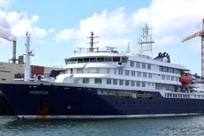 navio-de-cruzeiro-atingido-por-hantavirus-retira-passageiros-doentes