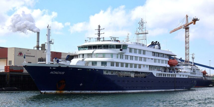 navio-de-cruzeiro-atingido-por-hantavirus-retira-passageiros-doentes