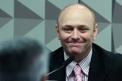 hacker-ligado-a-carla-zambelli-vai-para-o-regime-aberto-por-decisao-de-moraes