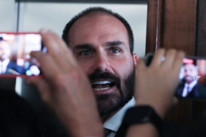 pgr-pede-ao-supremo-condenacao-de-eduardo-bolsonaro-por-coacao