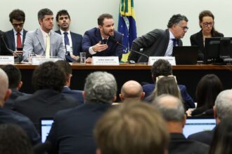 durigan-diz-ser-contra-qualquer-compensacao-ao-fim-da-escala-6×1