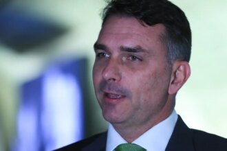 deputados-pedem-investigacao-sobre-relacao-entre-vorcaro-e-flavio